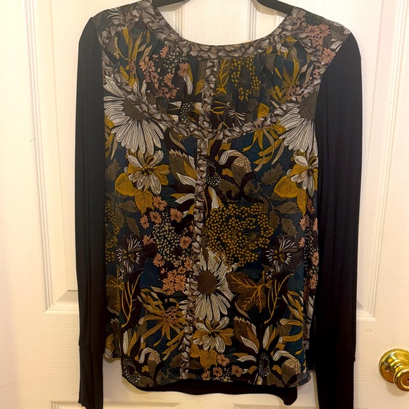 Anthropologie Tiny long sleeve top M - Picture 1 of 3